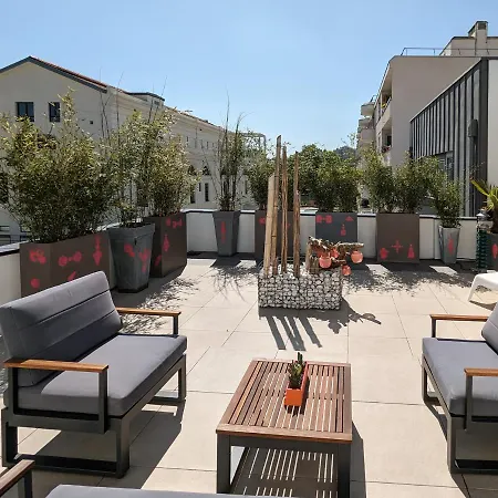 Le Penthouse De Homestay *
